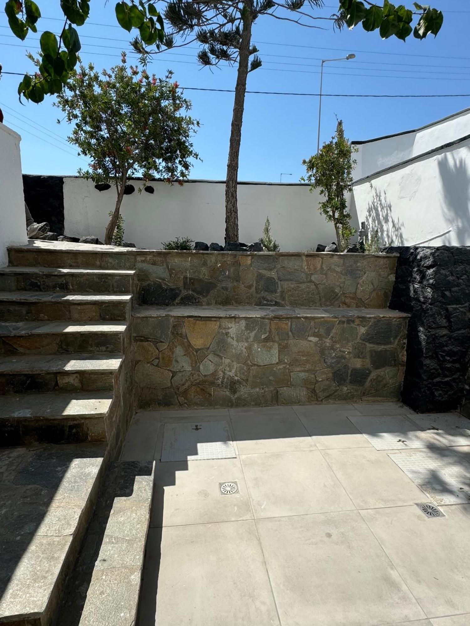 The Noverian Bios Santorini Boutique Hotel Fira  Rum bild